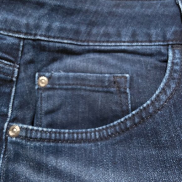 Lee High Rise Skinny Leg Slim Jeans Womens Plus Sz 18W Medium & 20W Medium Blue - Picture 12 of 12